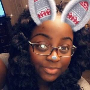 Meet your Posher, Marta